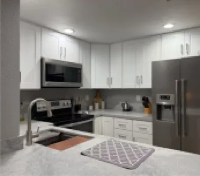 Charming 2-bedroom house with AC in Modesto