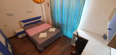3 bedroom apartment 3 min from beachfront Hotels in 