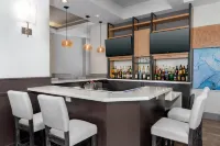 Hilton Garden Inn Charlotte-Uptown - bar