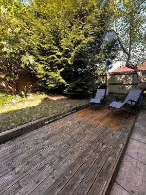 Close to Beaches and the New Forest - 4 bedroom house - pet and child friendly Hotels in Ferndown