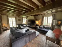 Domaine Les Muids - Gîte "les Oiseaux Piscine et Forêt Privée Proche de Paris Các khách sạn ở Brinon-sur-Sauldre