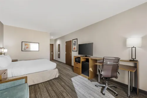 Best Western Green Oak Inn  Suites