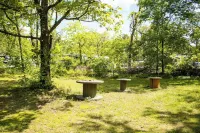 Oakridge Oasis Hotels in Fidelity