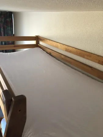 STUDIO AT THE FOOT OF THE MOUNTAIN