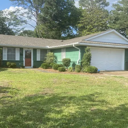 Cozy Peacock House in quiet neighborhood in Jackson