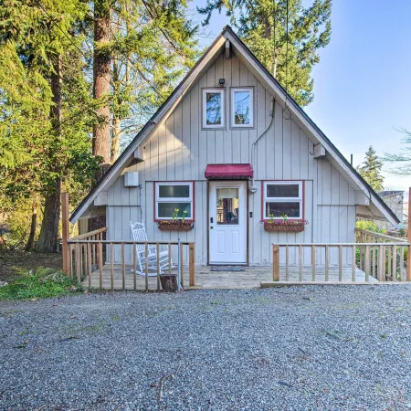Unique Camano Cabin w/ Mountain + Water Views