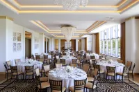 Waldorf Astoria Beverly Hills - Business