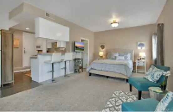 Super Bowl Studio By The Beach