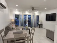 Recently renovated villa close to the beach Hotels in Jennings