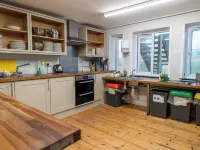 YHA Treyarnon Bay فنادق في 