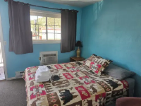 Two Rivers Inn Hotels in Thermopolis
