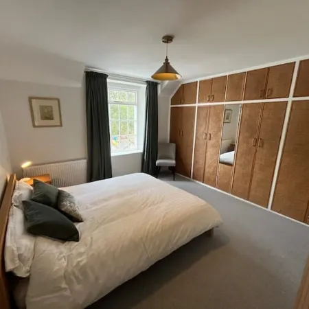 Charming Central Torquay Cottage