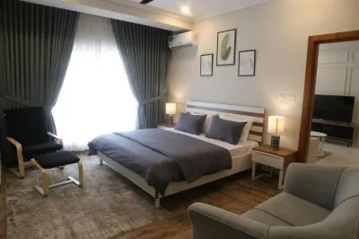 Lovely 1 Bedroom Serviced Apartment for Rent Các khách sạn gần Askari Park 8