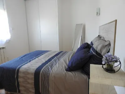 Apartment located on the ground floor of a small residence with four Hotels in der Nähe von Les Antilles de Jonzac