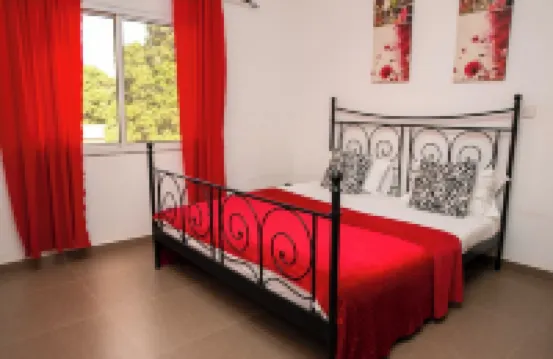 Kerr Ayo's One Bedroom Apartment, 5 minutes Away from Senegambia Beaches.