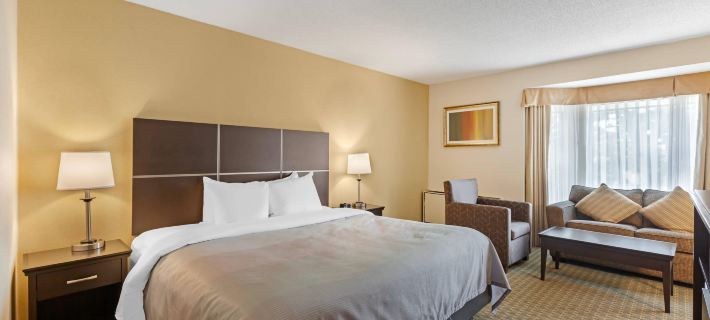 Quality Inn & Suites โรงแรมในแบรมพ์ตัน