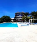 Marine Park Oceanfront Oasis: 3-Bedroom Beachfront