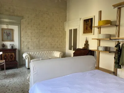 7. Frecavalli Apartment in period building Hotels near Basilica Santa Maria della Croce