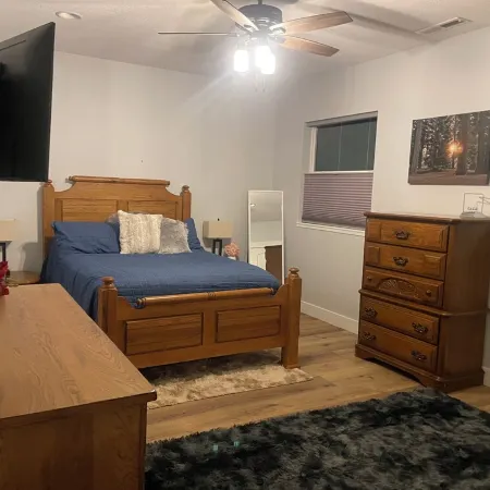 Charming 2-bedroom backyard apartment in gorgeous Ogden with WiFi,