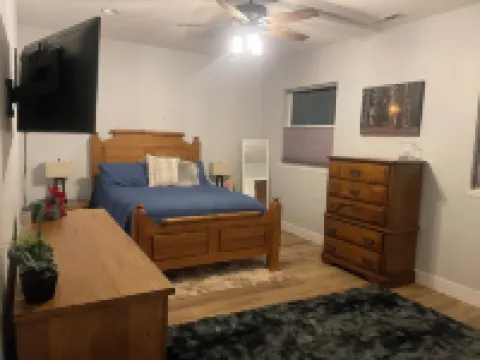 Charming 2-bedroom backyard apartment in gorgeous Ogden with WiFi,