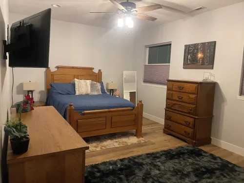 Charming 2-bedroom backyard apartment in gorgeous Ogden with WiFi,