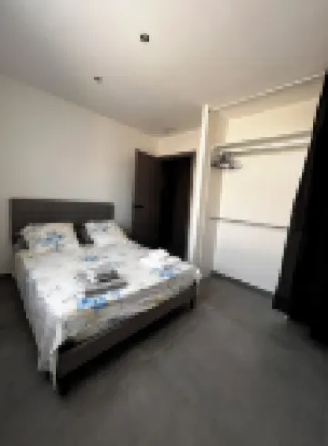 Complete 4-bedroom villa Hotels in Les Tourrettes