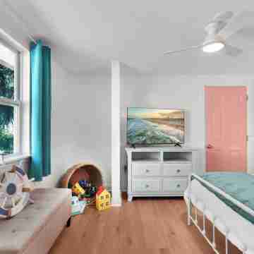 Charming 3-bedroom cottage within walking distance to downtown St. Augustine Rooms