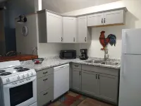 Cozy 1-bedroom apartment in lovely Yulee with WiFi, AC. Close to beaches Hotels in Yulee