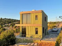 Shams Farm is a cozy two-bedroom chalet, comfortable & perfect for relaxation Hotel a 