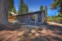 Modern Mountain Cabin - Walk to Tahoe City