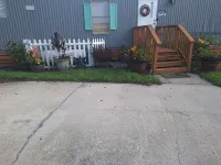 The Cozy Main Suite 2-bedroom mobile home in welcoming Hinesville with WiFi, Ac