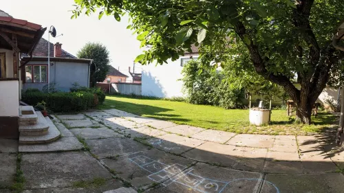 SUNNY ROOMS. SOFT BEDS