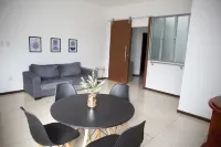 Apartamento Aconchegante Central Perto da Escritório da Aperam! 치모테우 호텔
