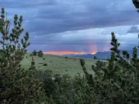 Luxury Modern / Western 600 Sq Ft Studio - Apartment / Office