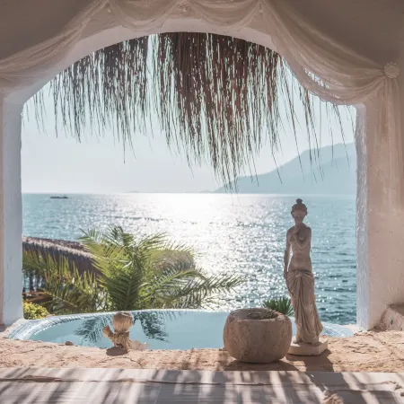 Lukka Exclusive Hotel