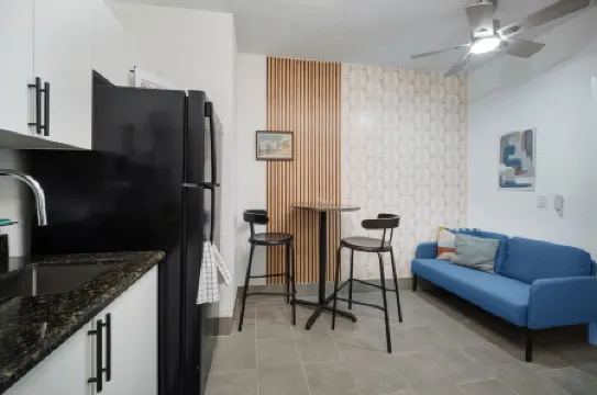 Charming 1-bedroom aFLL apartment near Sawgrass & Hard Rock with WiFi, AC.