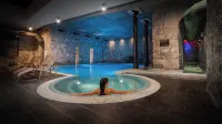 Hotel Helvetia Thermal Spa - Pool