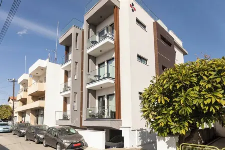 Yamas Urban LIving Spiridonos Отели рядом с достопримечательностью «Городской зоопарк»