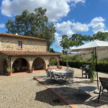 Holiday house with private pool and fenced garden