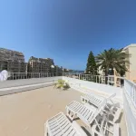 Follow the Sun Boutique Hostel - Pool, Breakfast & Sea Views - Kitchenette