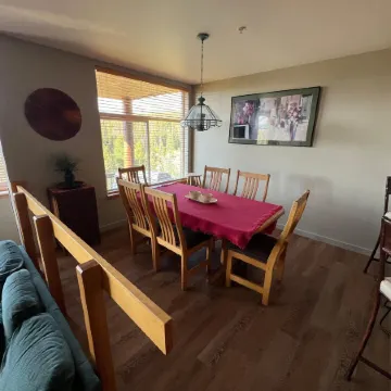 Forest Park 3 Bed 4 Bath Townhome