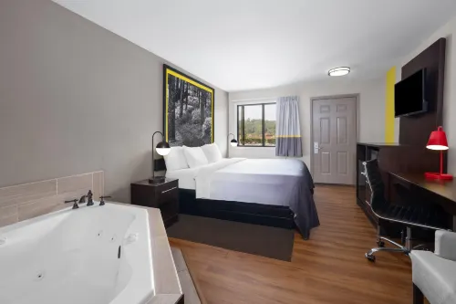 Super 8 by Wyndham Helen Hotels in Helen