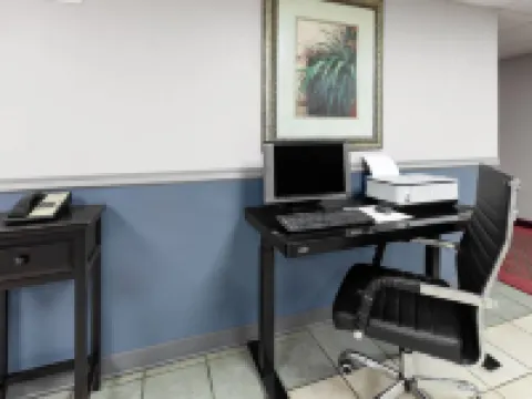 Days Inn by Wyndham Mountain Home Hotels in Baxter County