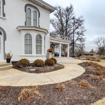 Historic Brookfield Farm Home ~ 14 Mi to Milwaukee