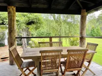 7 minutes from Wollombi town, 5 acre property with cozy house and separate barn.