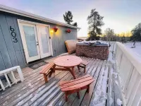 Cozy 5BR Mountain View Outdoor Hot Tubs & BBQ