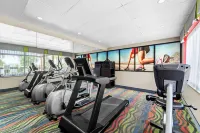 Days Inn & Suites by Wyndham Fort Myers Near JetBlue Park - Gym