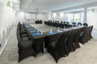 Palladium Business Hotel