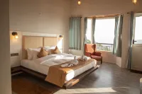 Spellmount - Himalayan View Infinity Pool Resort in Kausani Hotels in Kausani State