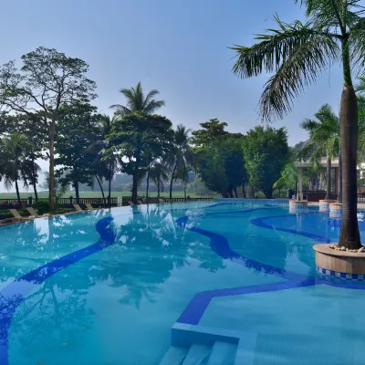 The Westin Mumbai Powai Lake Отели рядом с достопримечательностью «Национальный институт промышленного инжиниринга»